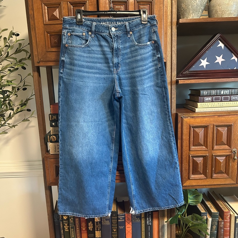 American Eagle Outfitters Cropped Blue Women's Jeans